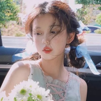 老板不是人 海报